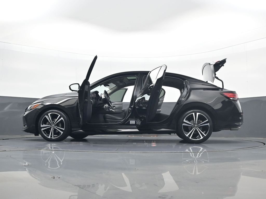 Used 2023 Black Nissan SR image 34