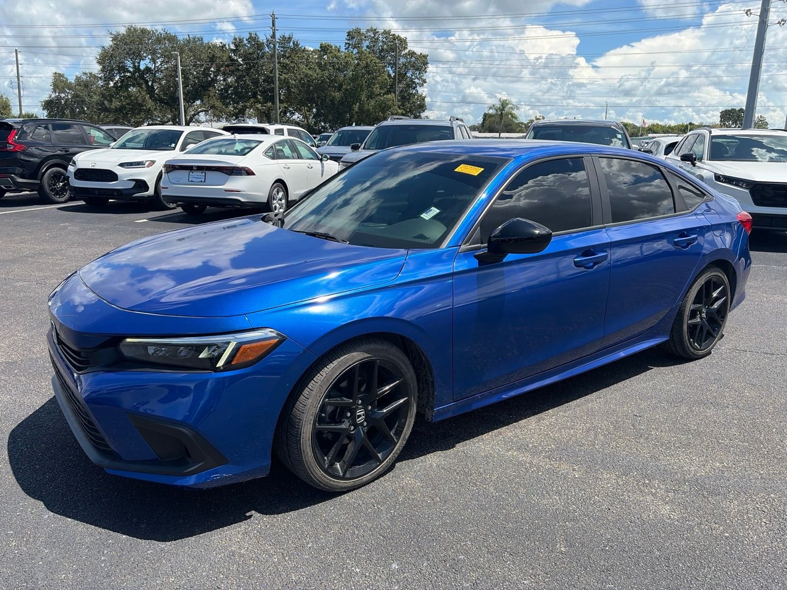 Used 2022 Blue Honda Sport image 3