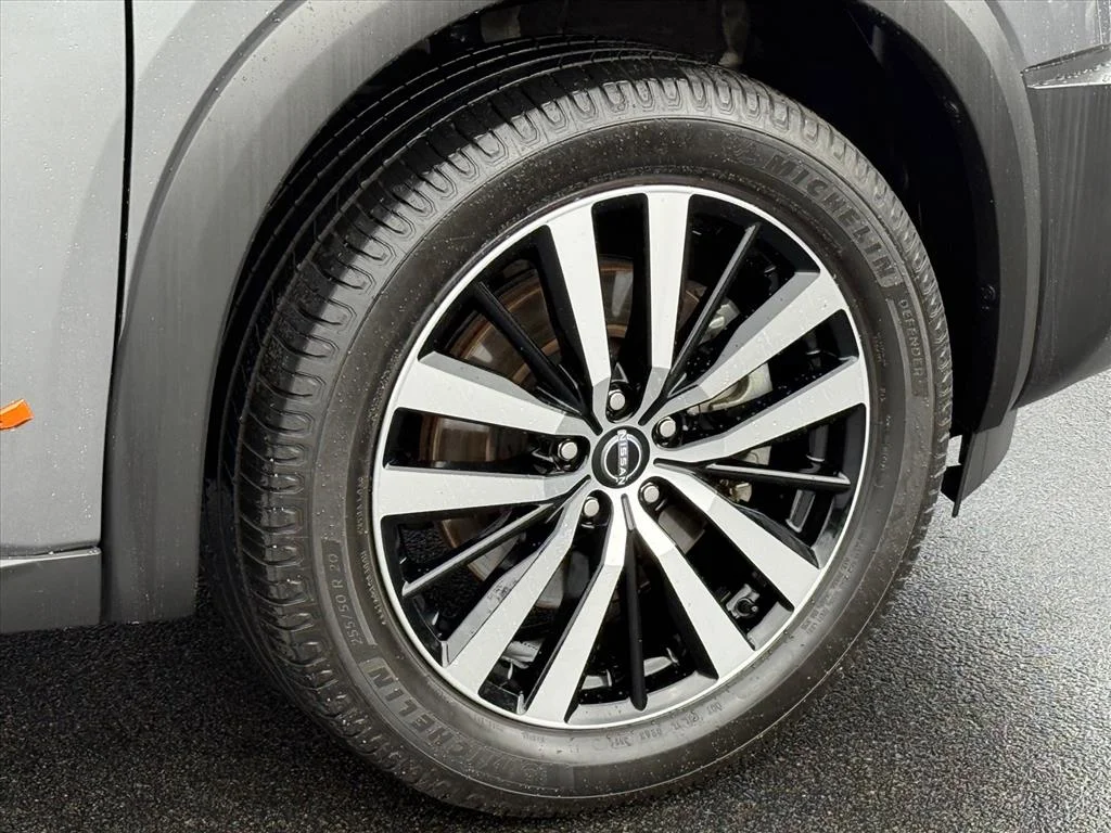 Used 2023 Gun Metallic Nissan Rock Creek image 9