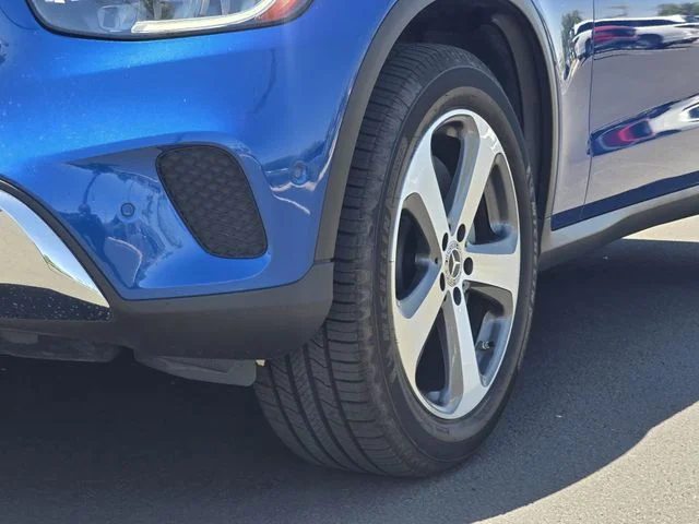 Used 2022 Starling Blue Metallic Mercedes-Benz GLC 300 image 22