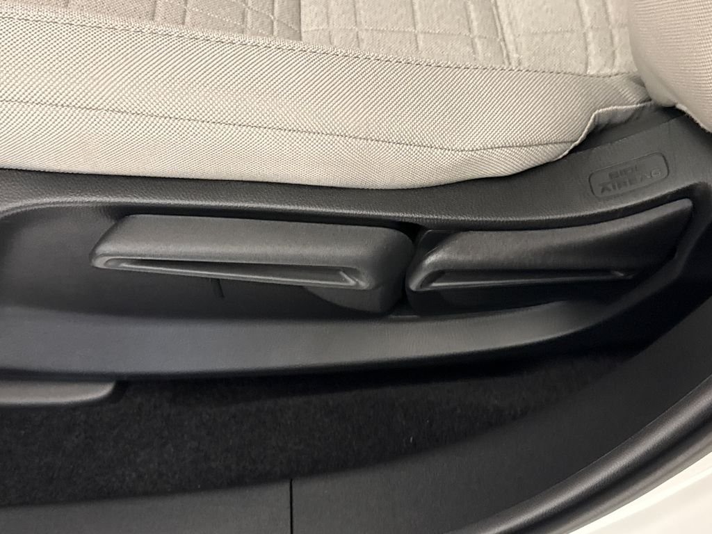 2026 Honda HR-V LX - Photo 21