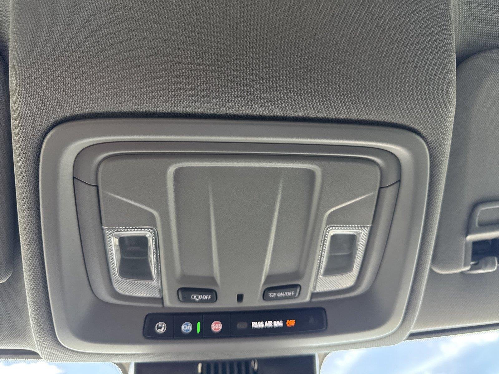 Used 2025 Slate Gray Metallic Chevrolet Custom image 30