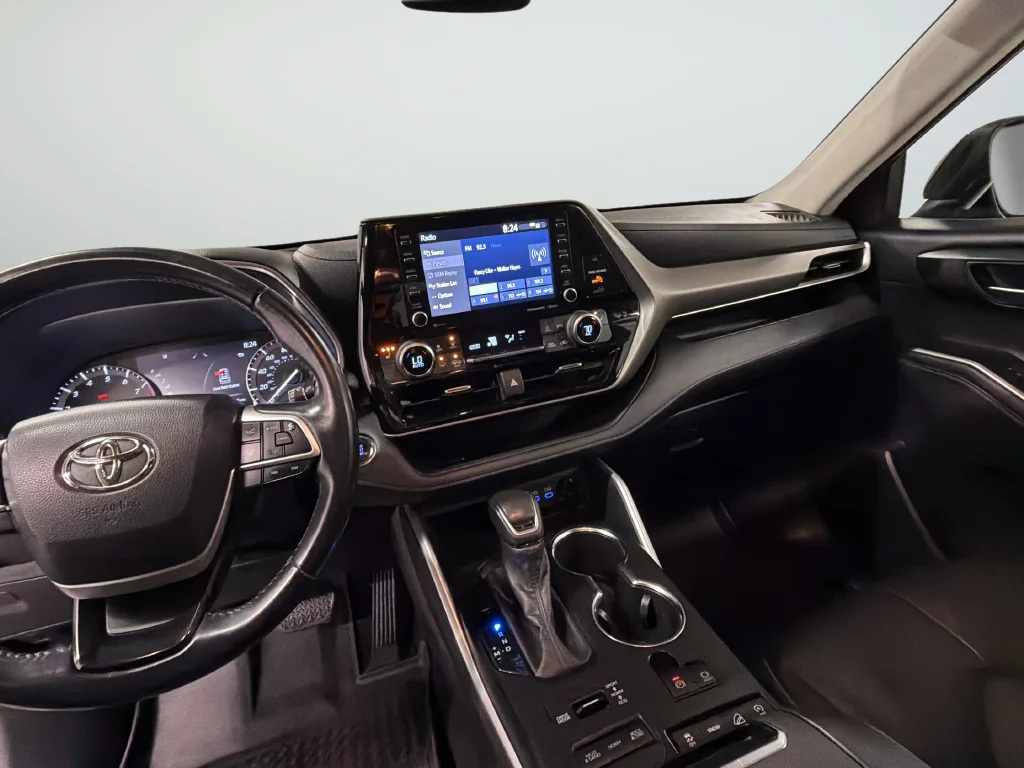 Used 2022 Blue Toyota XLE image 12