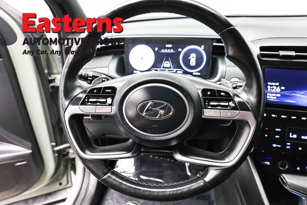 Used 2022 Green Hyundai Limited image 10