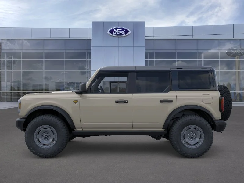 New 2025 Desert Sand Ford Badlands® image 3
