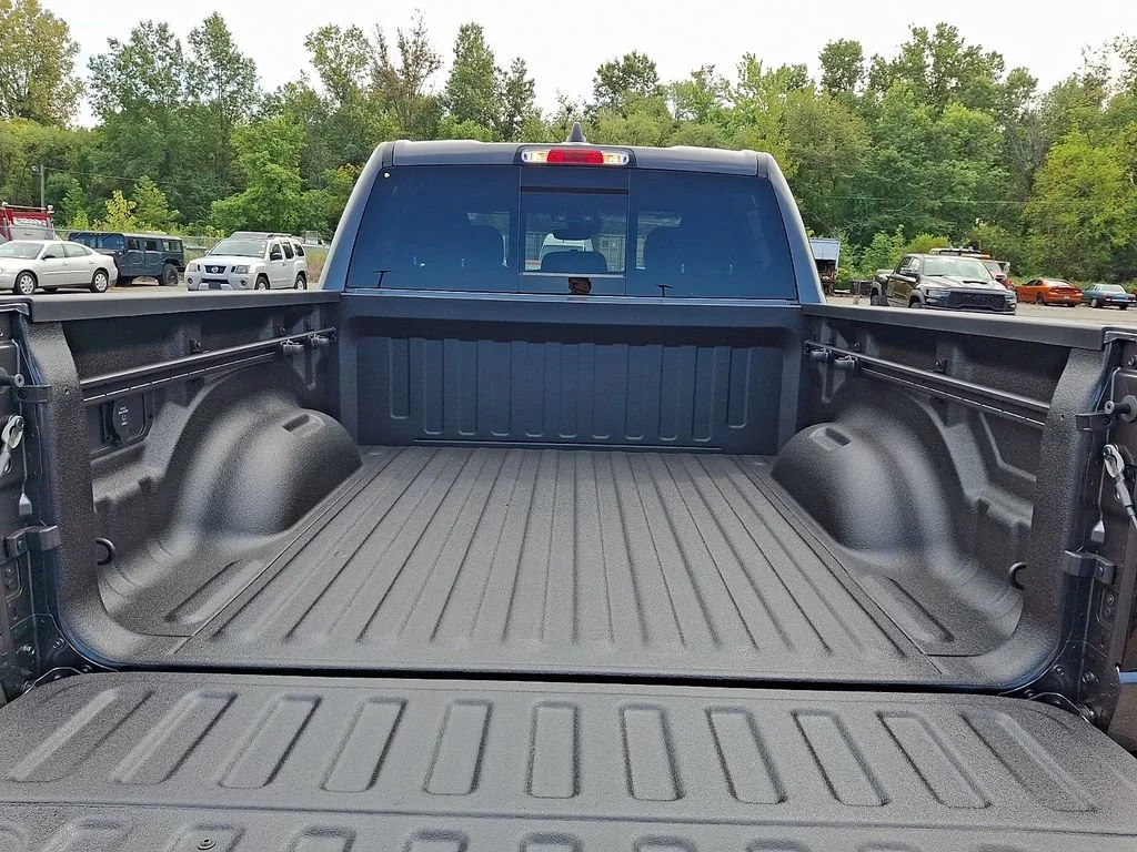 New 2027 Granite Crystal Metallic Clearcoat Ram Big Horn image 21