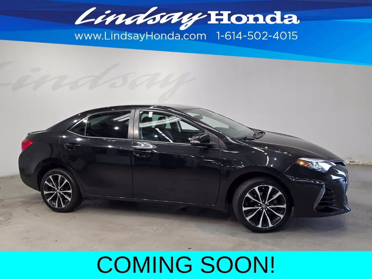 Used 2017 Black Sand Pearl Toyota SE image 3