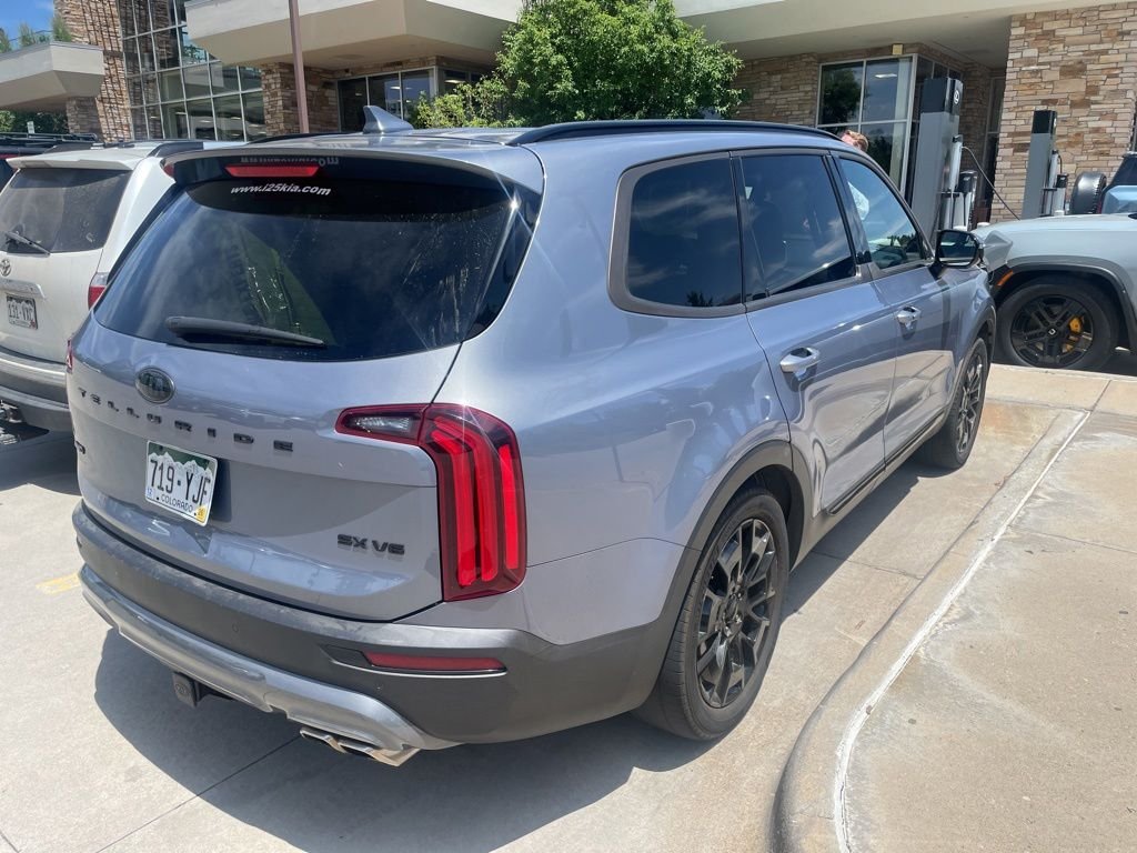Used 2021 Silver Kia SX image 4