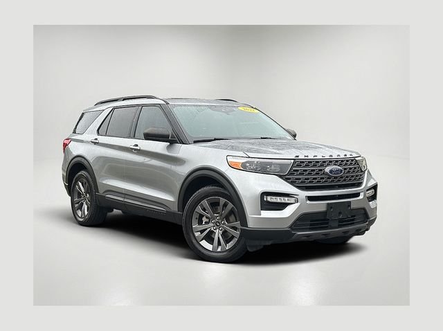 2021 Ford Explorer XLT 4WD's photo