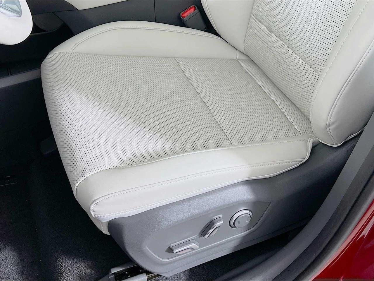 New 2026 Ultimate Red Hyundai SEL AWD image 18