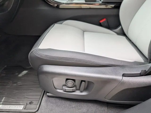 2026 Land Rover Range Rover Velar Dynamic SE - Photo 26