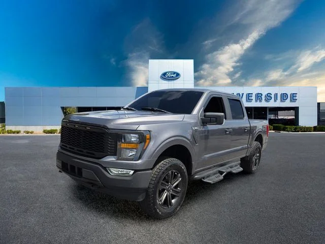 Certified Used 2021 Gray Metallic Ford XL image 3