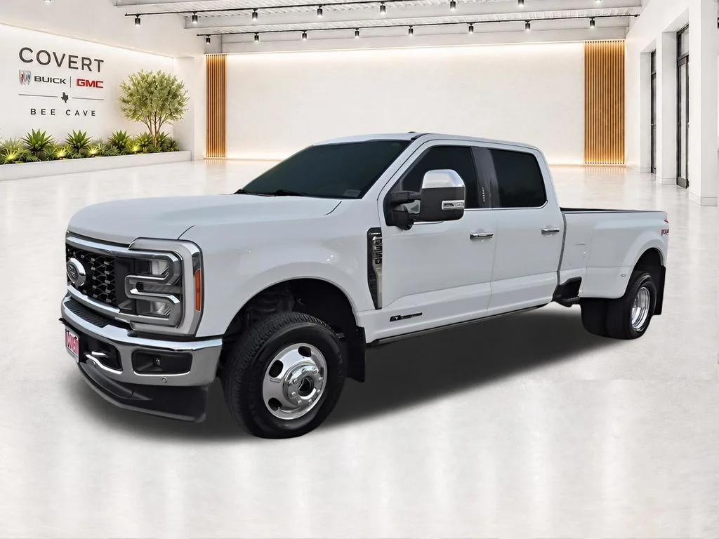 Used 2023 White Ford Lariat image 5