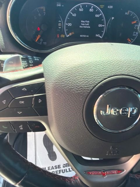 Used 2021 White Jeep Trailhawk image 21