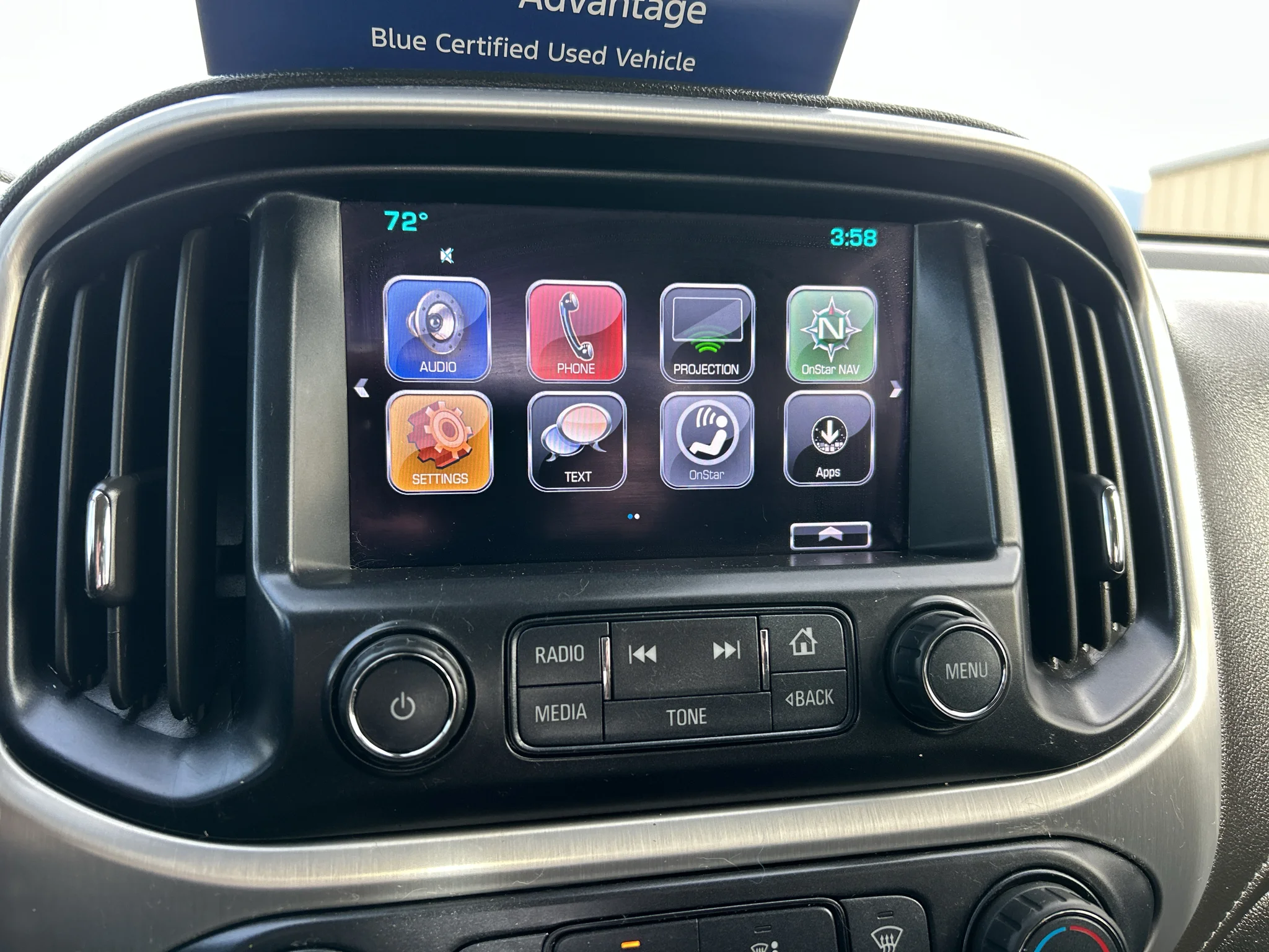 Certified Used 2017 Summit White GMC 4WD SLE image 18