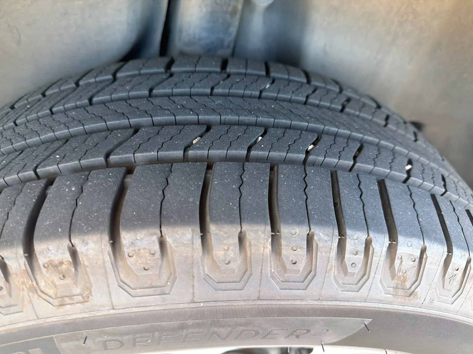 Used 2016 White Jeep Latitude image 12