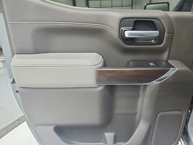 Used 2019 Gray GMC SLT image 46