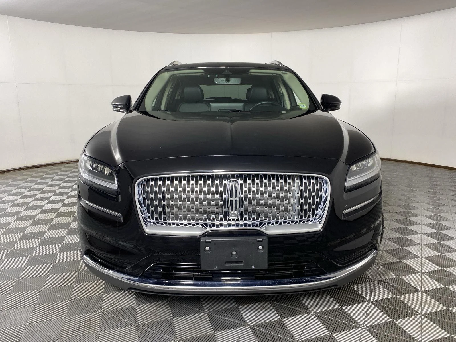 Used 2023 Infinite Black Lincoln Reserve image 5