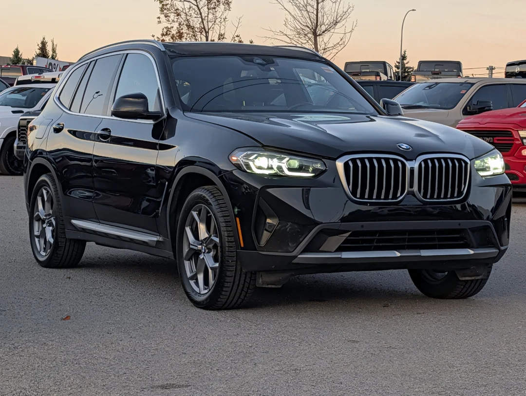 Used 2024 Black BMW xDrive30i - - Turbo I-4 - AWD - Sport Seats - Digital Cluster - Apple CarPlay & More! image 2