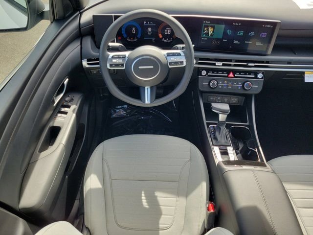 2026 Hyundai Santa Cruz SE - Photo 13