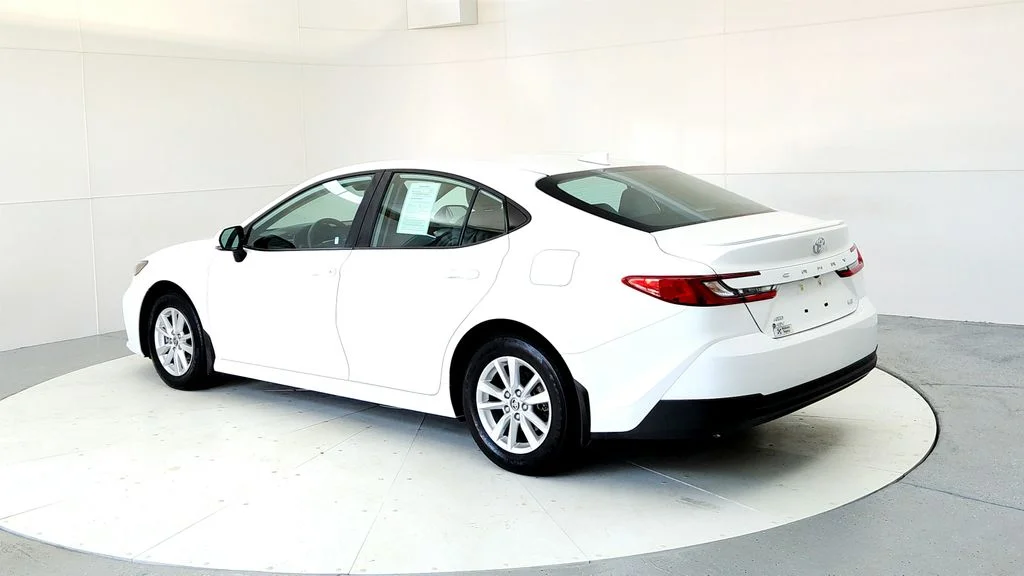 Used 2025 White Toyota LE image 4