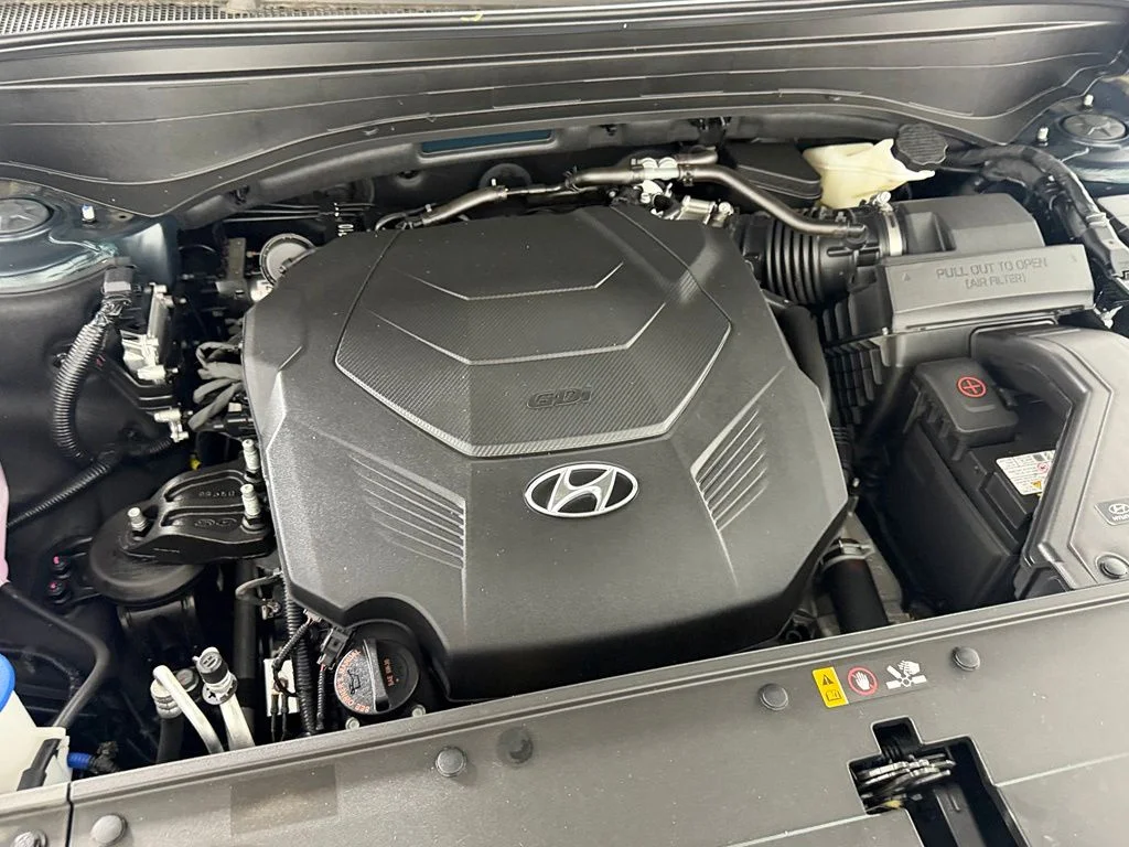 Certified Used 2025 Green Hyundai Calligraphy image 35
