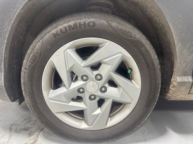 Used 2025 Gray Hyundai SE image 11