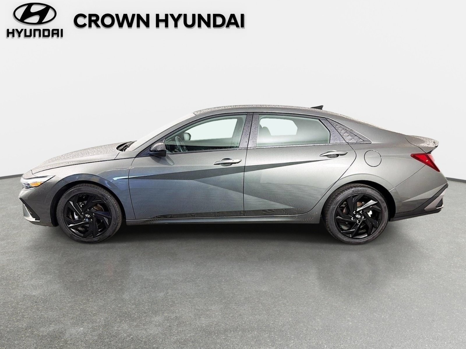 Used 2026 Amazon Gray Hyundai SEL Sport image 8