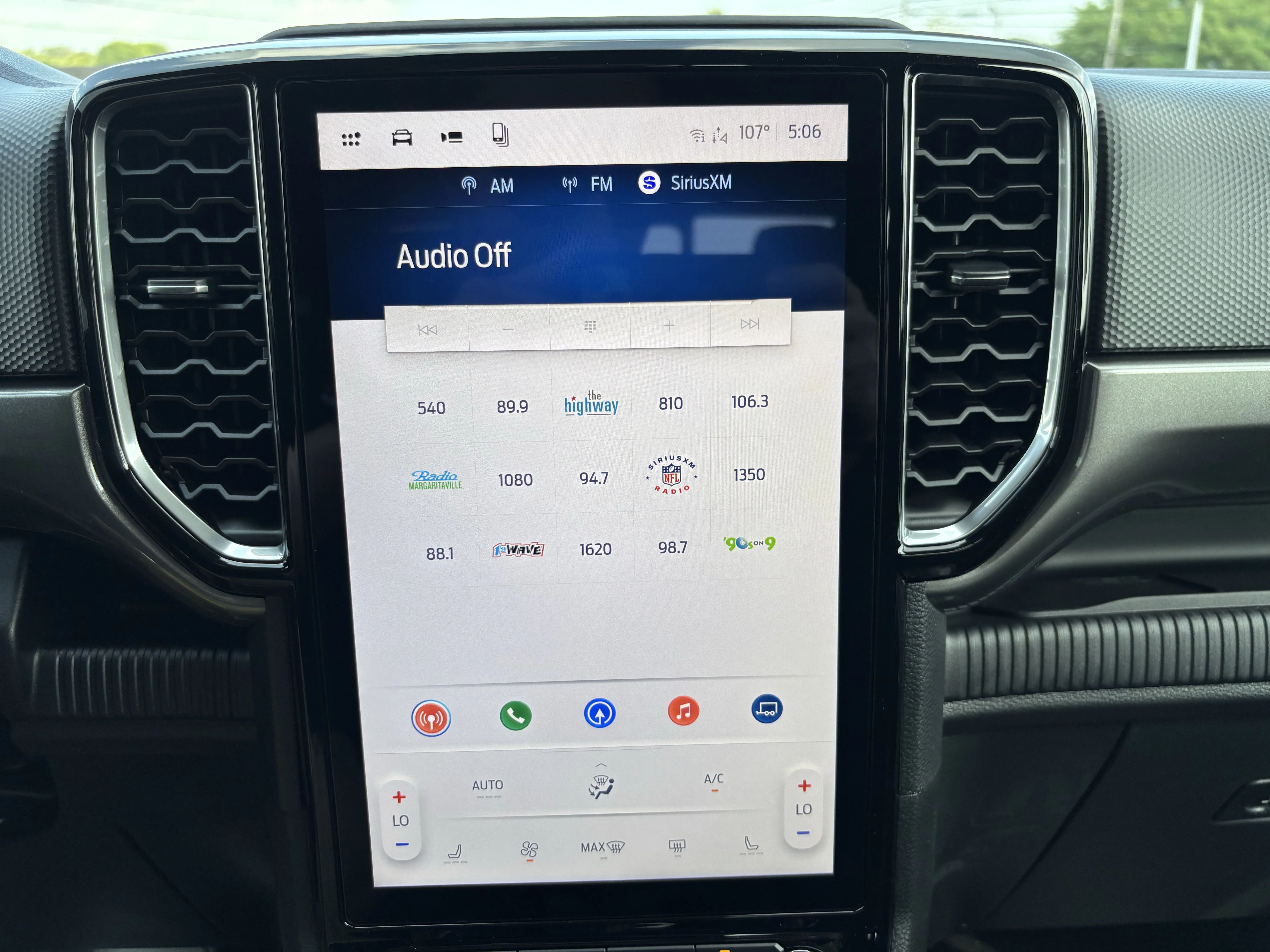 New 2026 Avalanche Ford XLT image 17