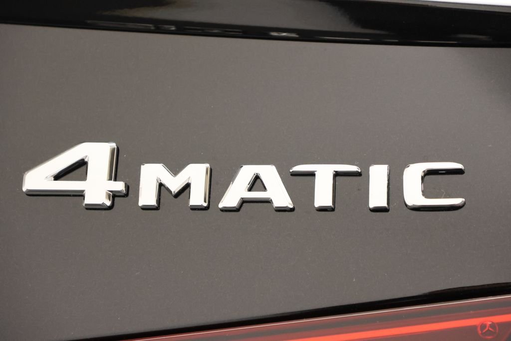 New 2026 Obsidian Black Metallic Mercedes-Benz C 300 image 10