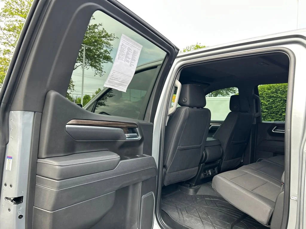 2025 Chevrolet Silverado 1500 RST - Photo 34