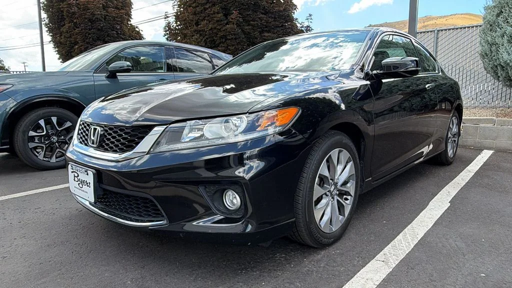 Used 2015 Crystal Black Pearl Honda EX-L image 4