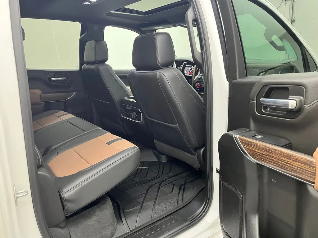 Used 2022 Beige Chevrolet High Country image 35