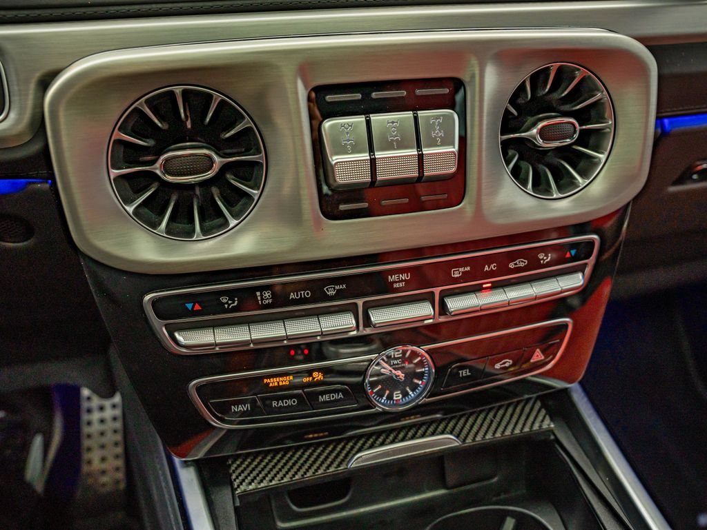 Used 2024 Manufaktur Platinum Magno Mercedes-Benz G 63 AMG® image 29
