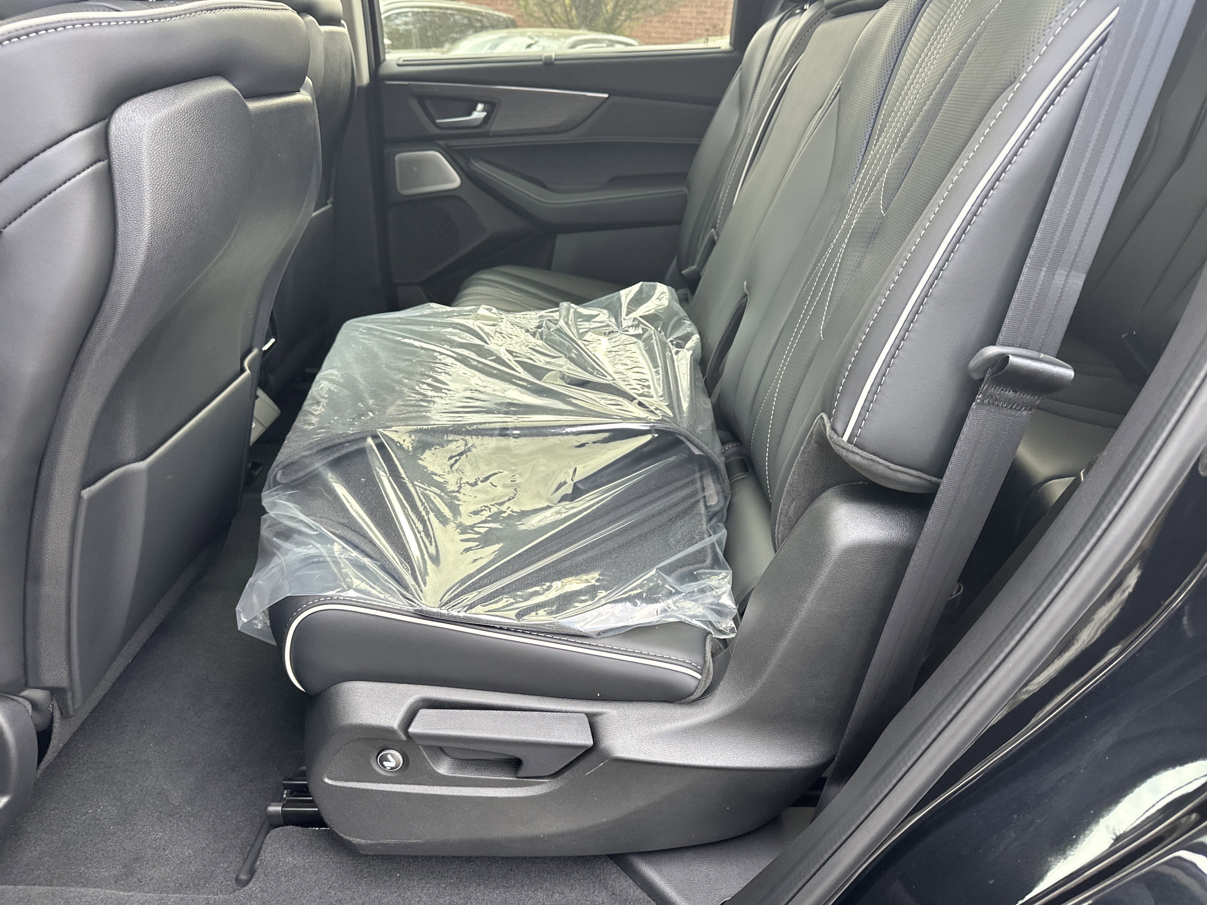New 2026 Majestic Black Pearl Acura w/Advance Package image 13