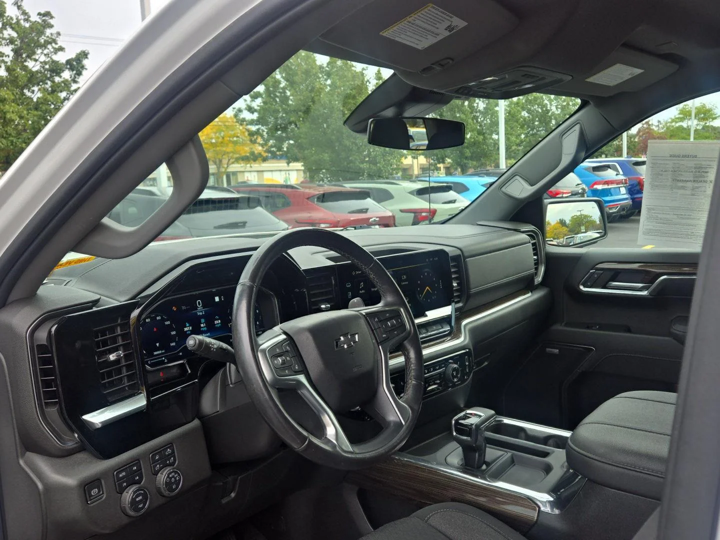 Used 2023 Summit White Chevrolet RST image 4