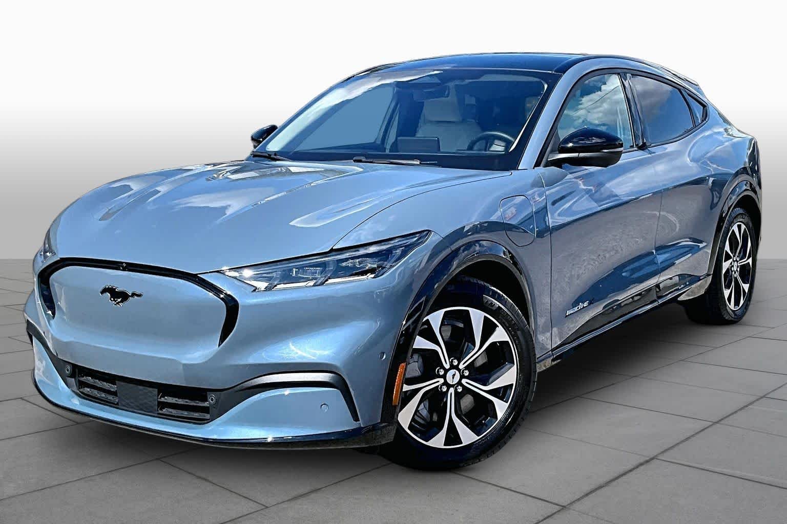 Certified Used 2023 Vapor Blue Metallic Ford Premium image 34