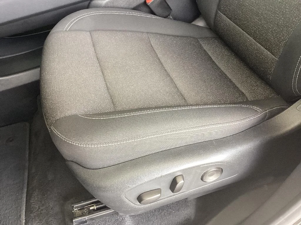 Used 2024 Mosaic Black Metallic Chevrolet FWD LT image 12