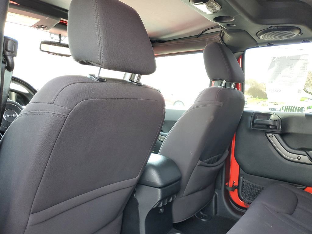 2013 Jeep Wrangler Unlimited Sport - Photo 11