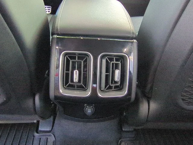 Used 2024 Green Kia X-Line SX image 34