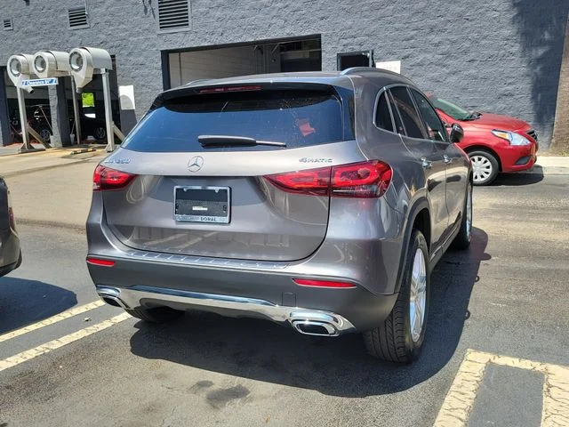 Used 2023 Gray Mercedes-Benz GLA 250 image 4