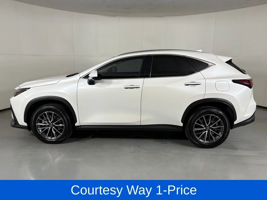 Used 2024 White Lexus 350 Premium image 6