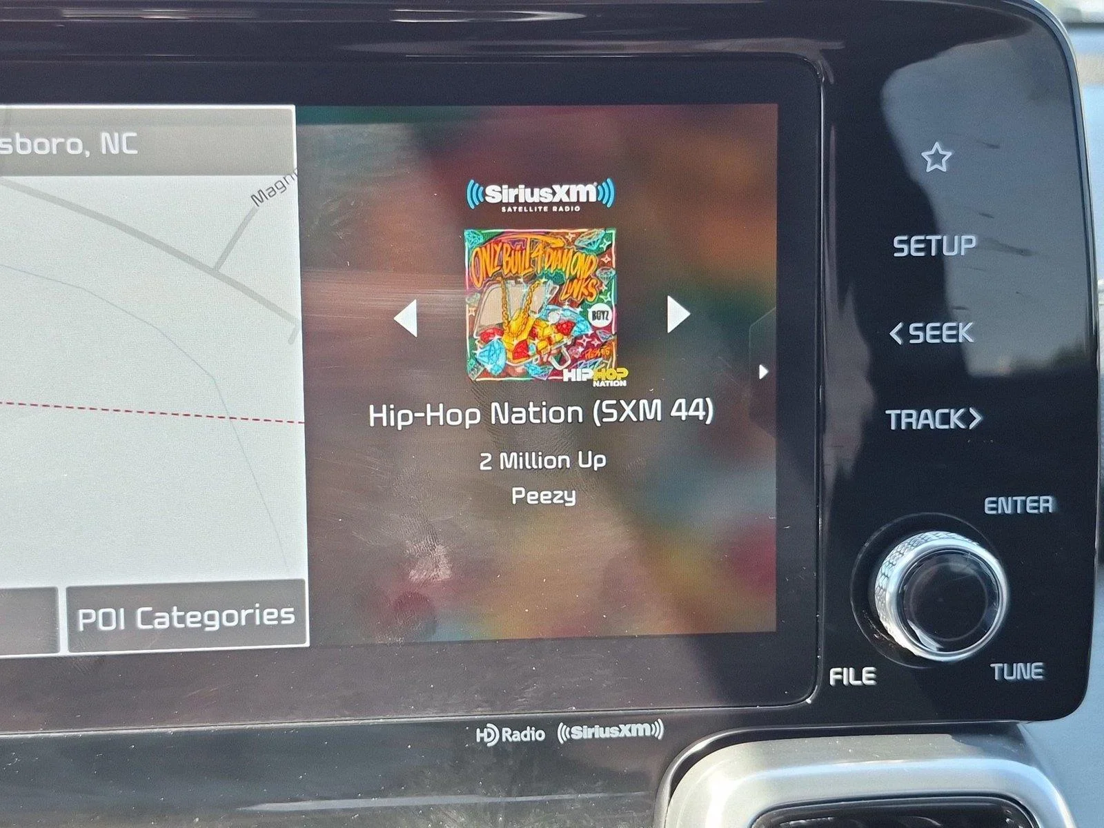Used 2023 GRAVITY GRAY KIA  image 25