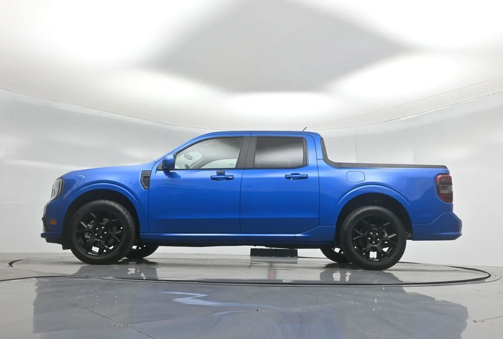 New 2025 Velocity Blue Ford Lobo Standard image 7