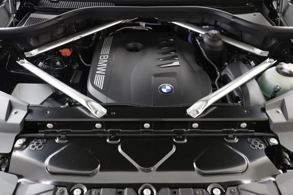 New 2026 Black BMW xDrive40i image 23