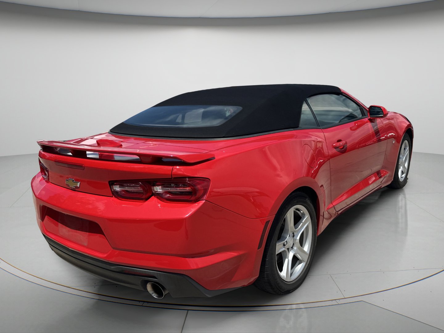 Used 2019 Red Hot Chevrolet 1LT image 9