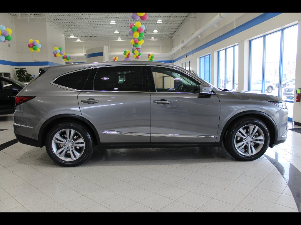 Used 2023 Liquid Carbon Metallic Acura SH-AWD image 4