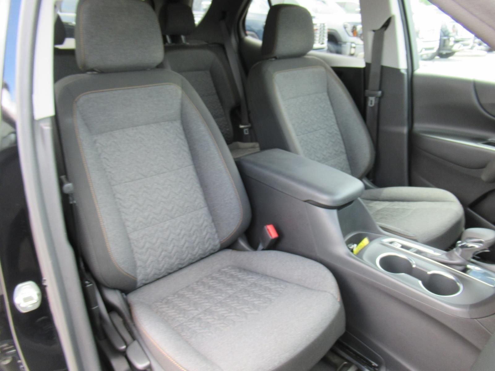 Used 2022 Black Chevrolet LT image 9