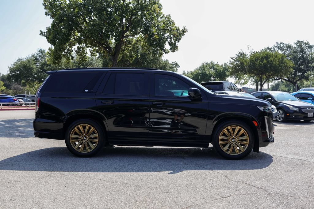 Used 2022 BLACK RAVEN Cadillac Sport Platinum image 5