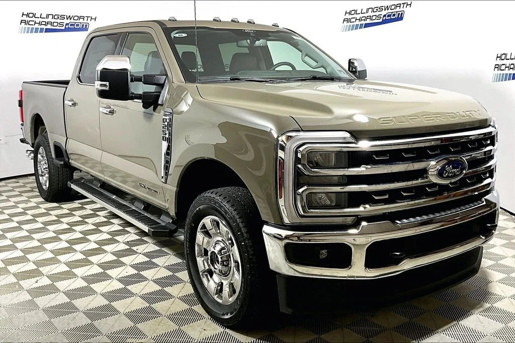 New 2026 Marsh Gray Ford F-250® Lariat® image 2